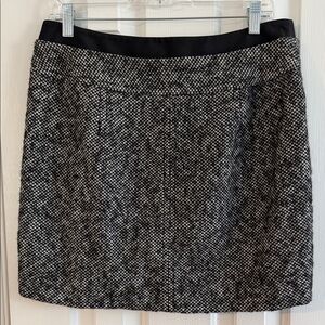 Loft Size 8 Elegant Black and White Women's Mini Skirt